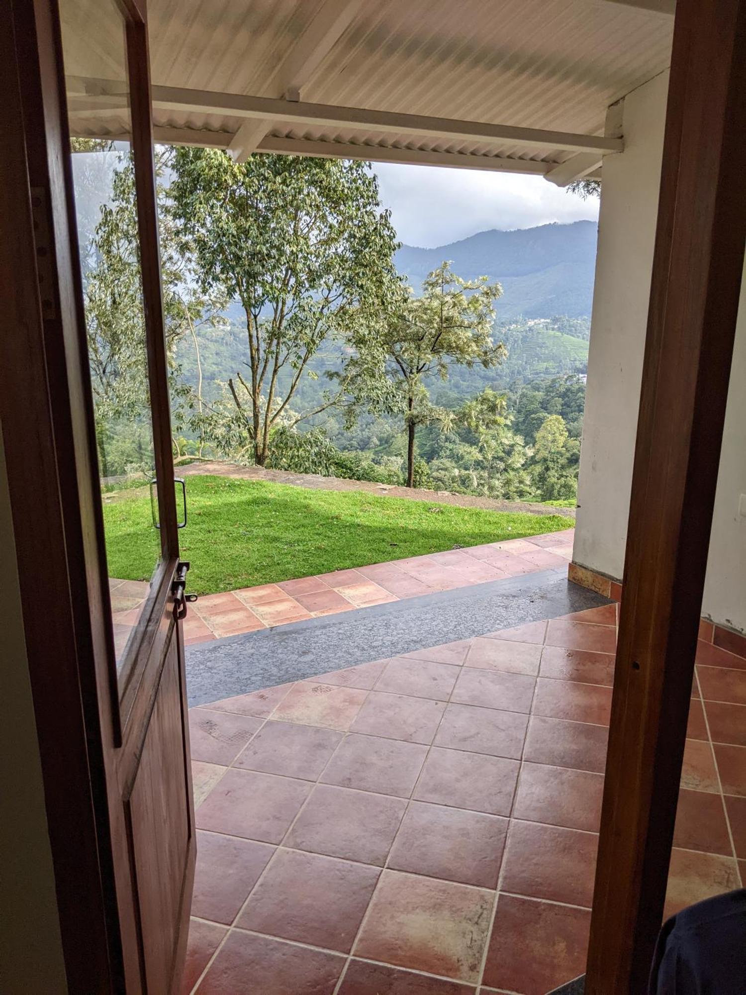 Moksha Infinity Valley Kotagiri Esterno foto