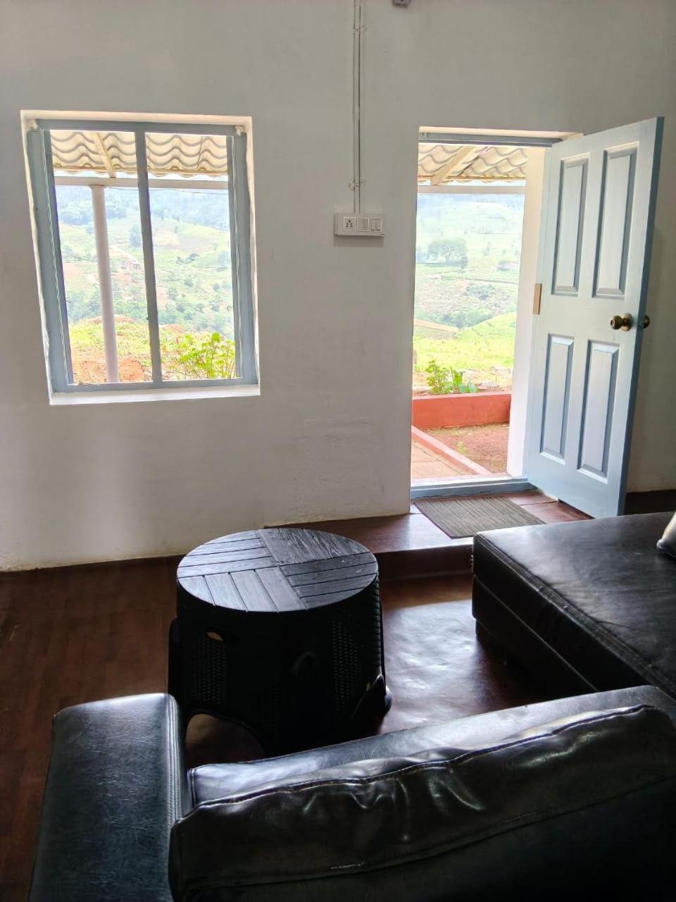Moksha Infinity Valley Kotagiri Camera foto